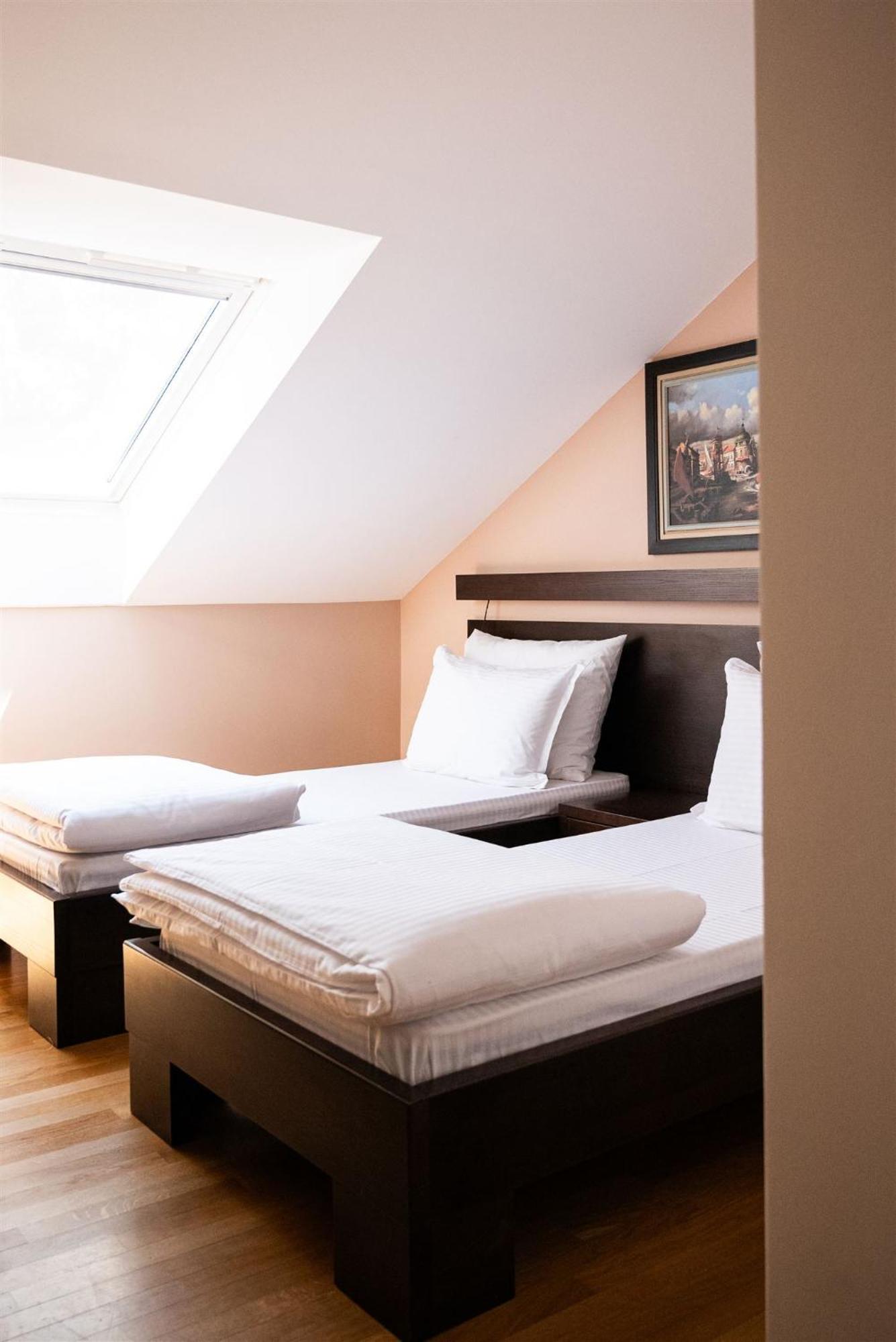 Bed and Breakfast Atrium Sremska Mitrovica Exterior foto